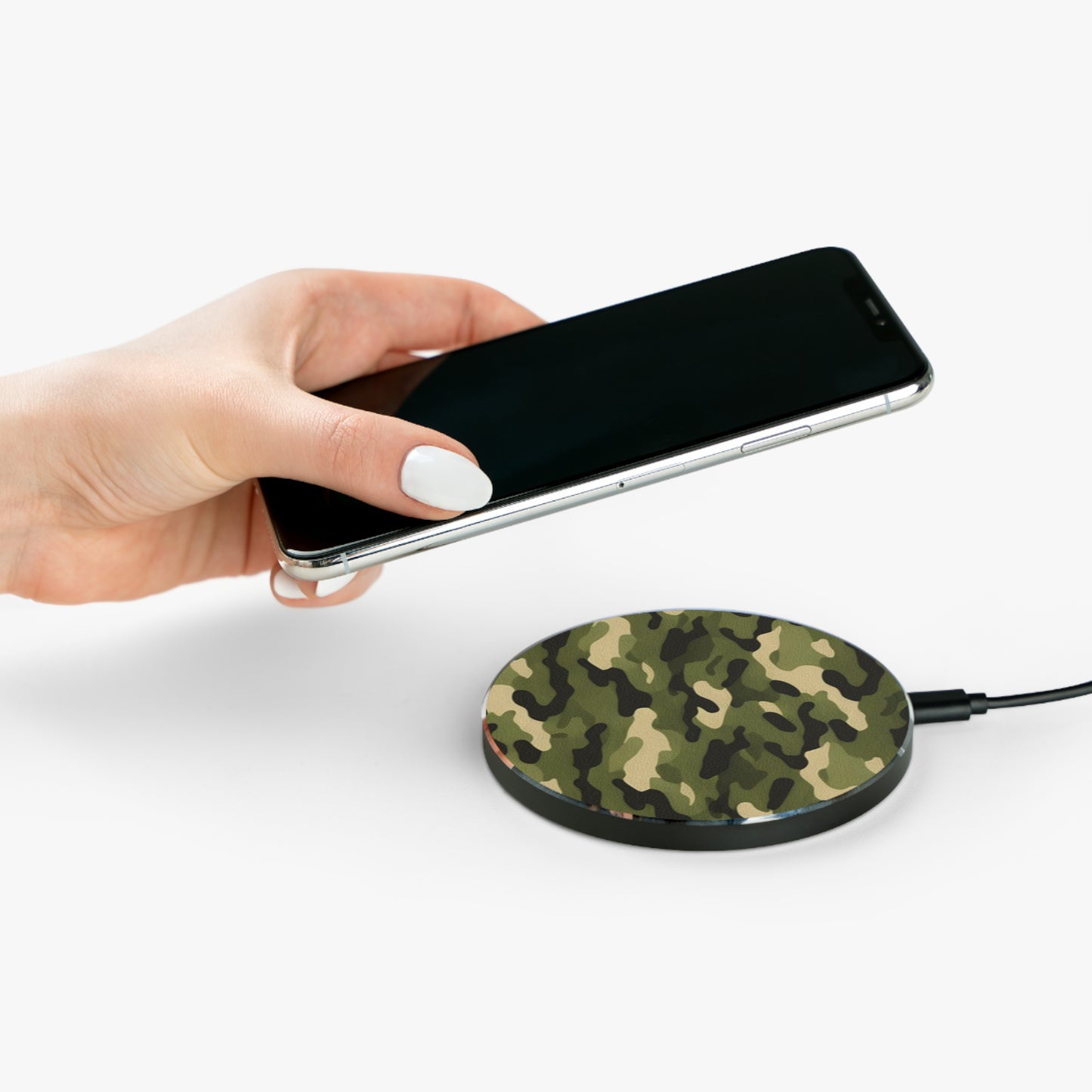 Camouflage Wireless Charger - Fast Charging Pad for Outdoors Enthusiasts - Viva Phone Boutique 